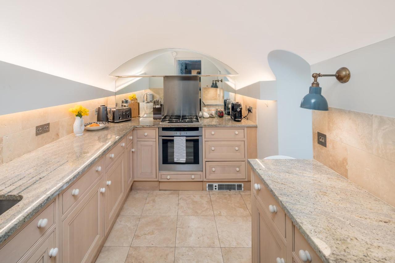 Appartement Cozy Flat With Patio In The Heart Of Pimlico à Londres Extérieur photo